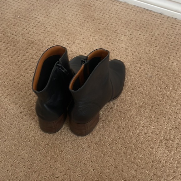 Lucky Brand Black Booties - Picture 2 of 4